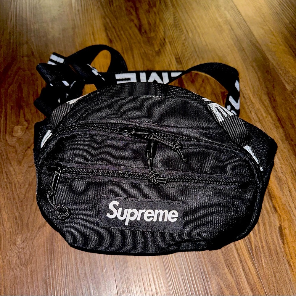 Gentle used supreme bag